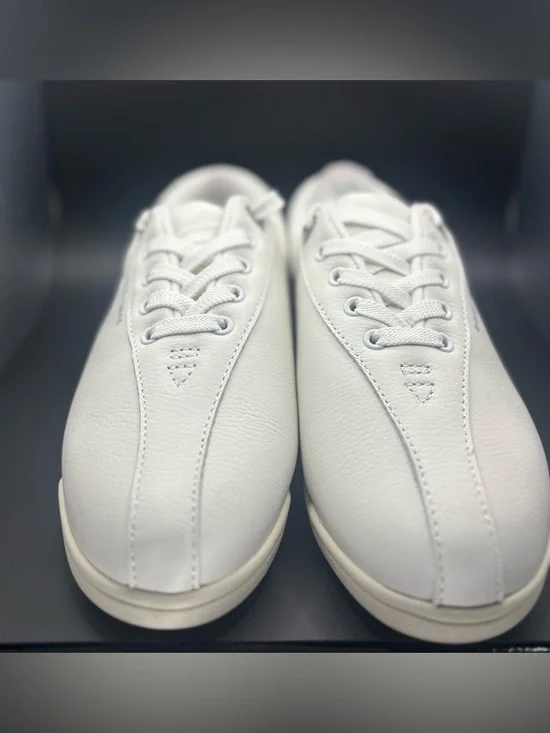 Women’s Easy Spirit AP1 Walking Shoes Size 8 - Picture 5 of 10